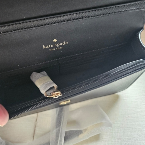 $300 MSRP Kate Spade purse - Picture 6 of 8